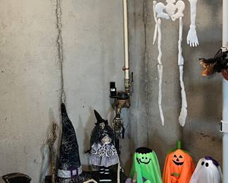 Halloween Decor 