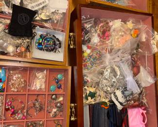 Assorted Jewelry And Accessory Trays