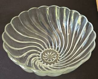 HazelAtlas Colonial Swirl Piece Punch Set third image