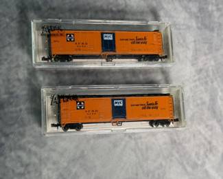 N Scale Box Cars