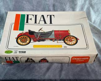 1/8 Scale Fiat Race Car Model Kit