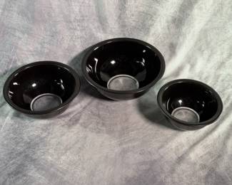Pyrex Black Nesting Mixing Bowls