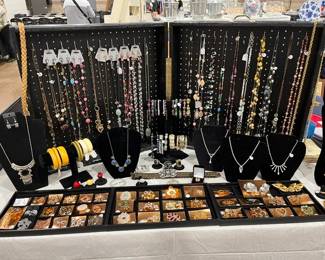 Vintage Jewelry