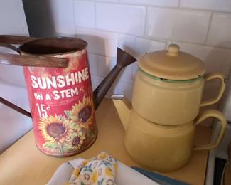 Vintage kitchen collectibles