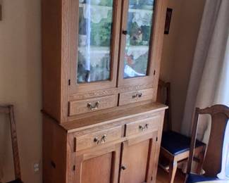 Vintage Oak Hoosier-Style Kitchen Cabinet / Hutch – Two-Piece Cupboard