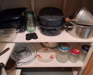 Retro kitchen collectibles