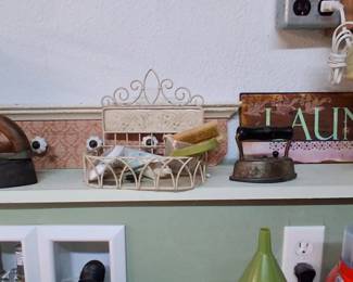 Antique laundry room decorations