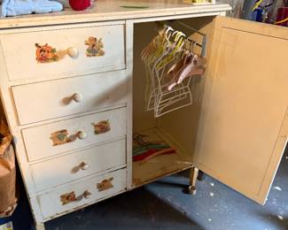 Vintage Childrens Dresser