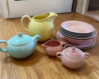 Vintage Lu-Ray pastels dinnerware