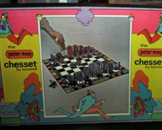 PETER MAX BOXED CHESS SET [CHESSET]