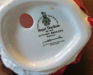 Royal Doulton HN1934