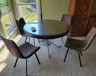 Table and chair set