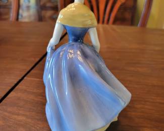 Royal Doulton HN2271