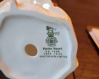 Royal Doulton HN1988
