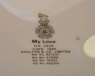 Royal Doulton HN2339