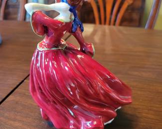 Royal Doulton HN1934