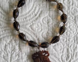 Vintage Necklace Nephrite / Jadeite carved Feline pendant.