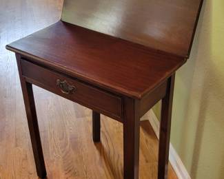 18th to early 19th Century Tea Table