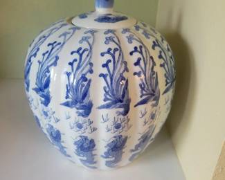 A Blue & White Chinese Pumpkin Ginger Jar