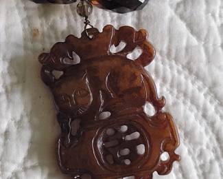 Vintage Necklace Nephrite / Jadeite carved Feline pendant.
