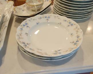 Large Set of Tressemanes & Vogt (T&V), Limoges, France, Dish Set,