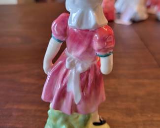 Royal Doulton HN2061