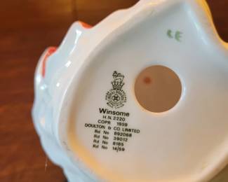 Royal Doulton HN2220