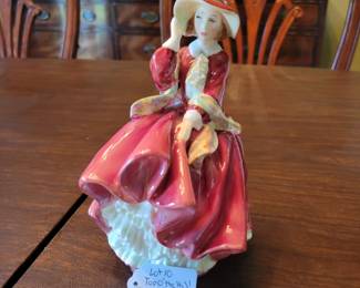Royal Doulton HN1834