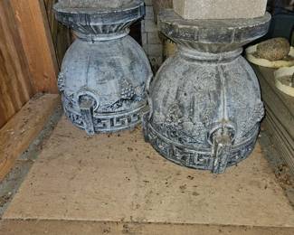 plant urns