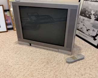 J76 - $300. 2004 24" Toshiba Color TV with Remote. Model 24AF44.