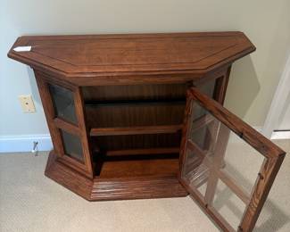 J71 - $60. Vintage Lighted Curio Cabinet. Measures 41.5" x 14.25" x 30.25".