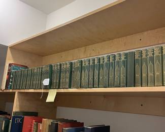 J59 - $65. 1931 - 1948. Complete Set Funk & Wagnalls New Standard Encylopedia Set.