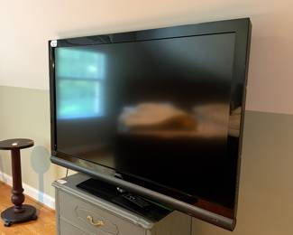 J148 - $10. October 2010 Vizio TV.