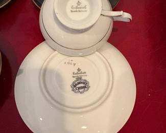 J61 - $35. Set of Eschenbach Germany 4 - Tea Cups and 6 - Saucers.