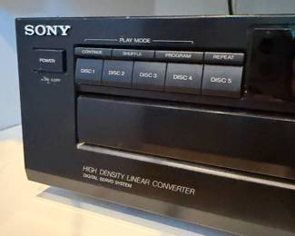 J82 - $50. Sony 5 - Disc Player. Model CDP - C225