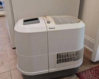 J39 - $50. Holmes Console Humidifier. 8 Gallon Output. Used in the box.