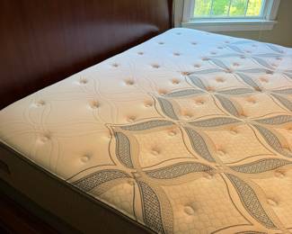 J132 - $350. King Sleigh Bed by Pulaski Furniture. Clean Mattress & Box Spring included if you want them! Measures 81" W x 88" L x 62" Tall.