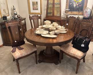 Dining Table & Chairs