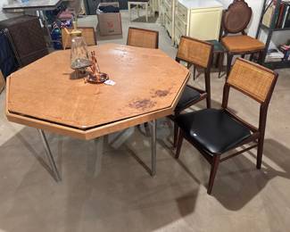 Dining Table & Chairs