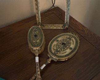 Vtg Vanity Brushes