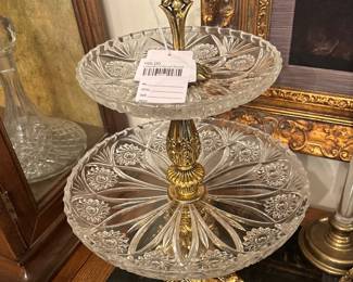 Lovsky Cyrstal Stand