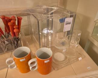 Mugs