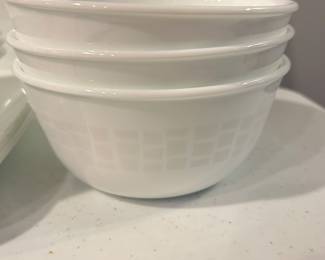 Additional view of Corelle bowls ~