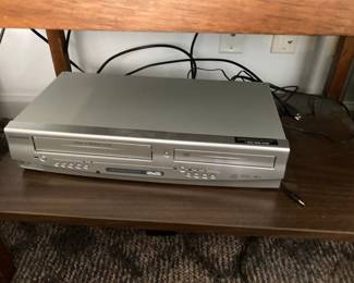 Sylvania DVC845E DVD/VCR Combo Player