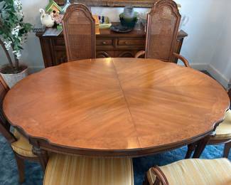 Vintage Drexel Heritage Dining Set