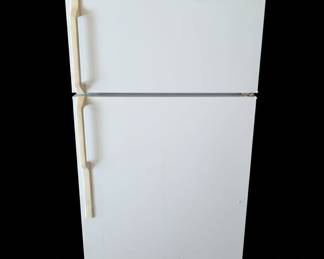 Hotpoint Top-Freezer Refrigerator