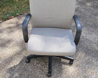 Generic Mid-Back Office Task Chair