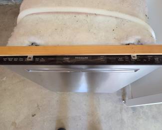 Frigidaire Gallery Series Dishwasher