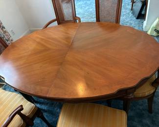 Vintage Drexel Heritage Dining Set