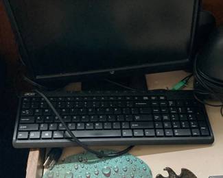 Acer Wired Keyboard and Monitor Setup